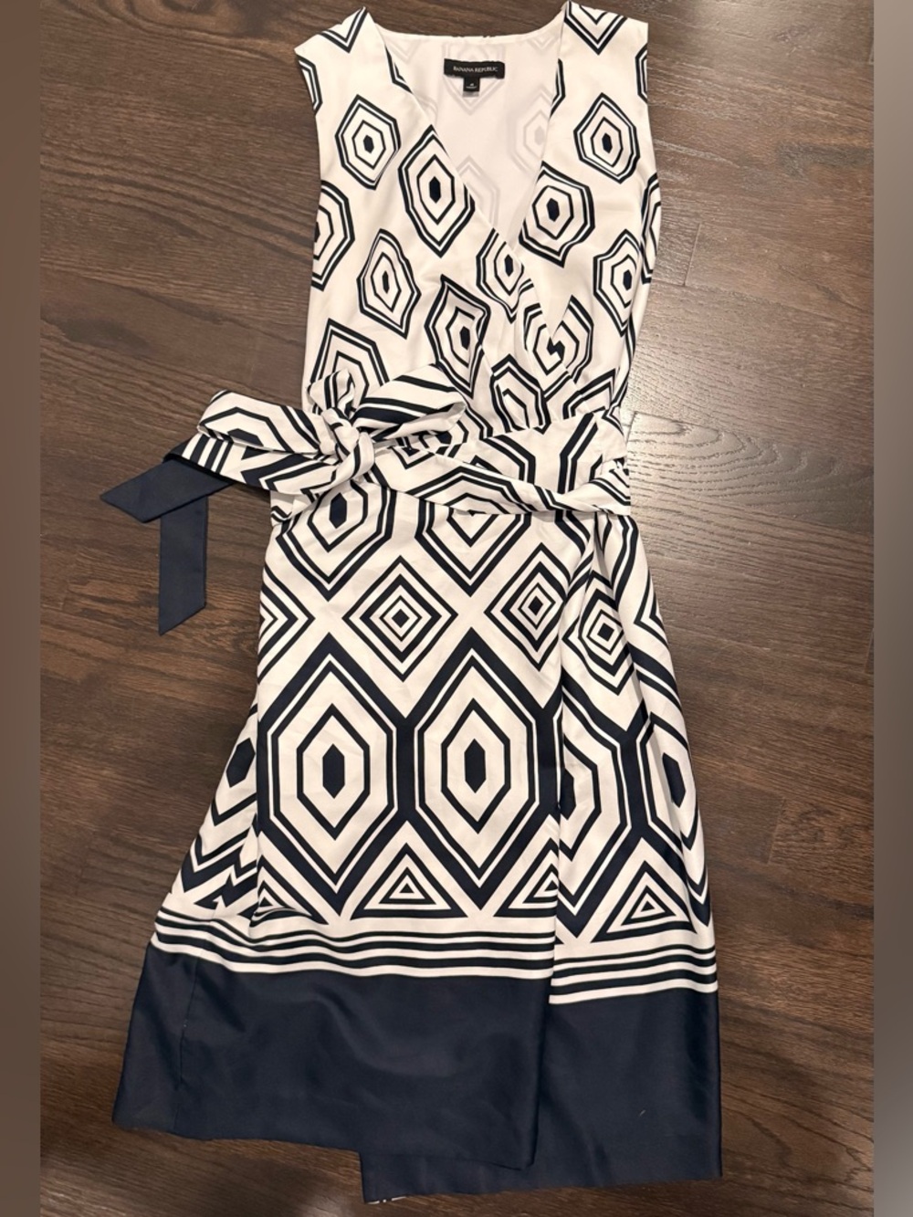 Banana Republic Navy & White Geometric Wrap Midi Dress